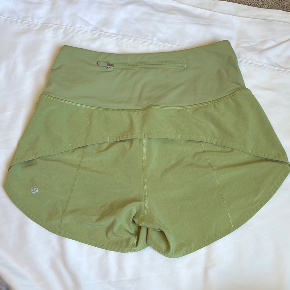 lululemon athletica Women's Green Shorts size 2